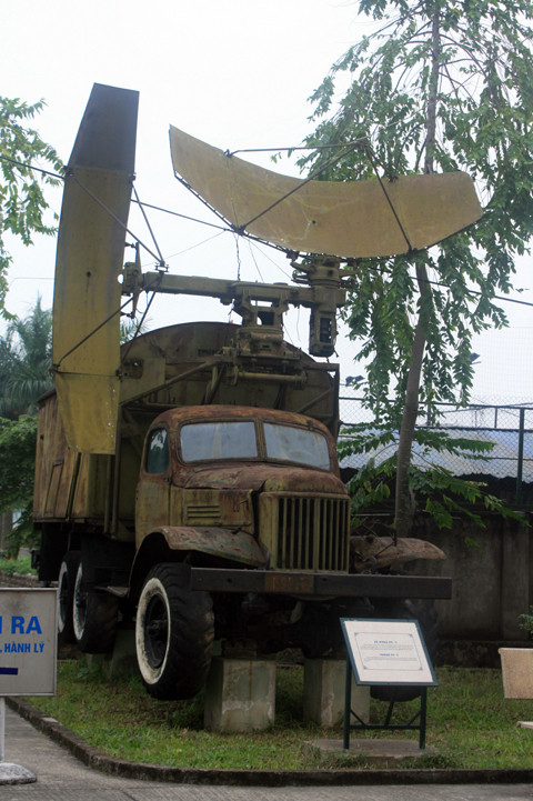 Quá trình nghiên cứu chống nhiễu B-52 công phu, phức tạp và cũng vô cùng gian nan vất vả và đó thực sự là cuộc đấu trí giữa ta và địch