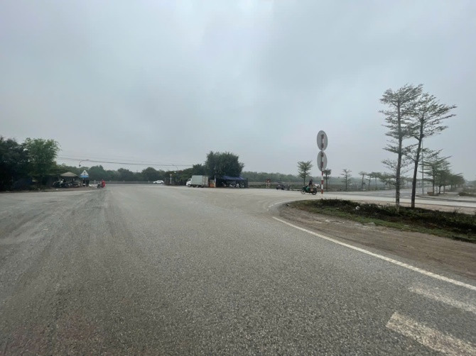 Điểm đầu dự án: Giao với QL.1 thuộc phường Hoàng Đông, Duy Tiên, Hà Nam.