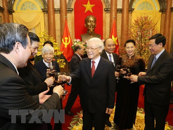 Đất nước bước vào mùa xuân mới với tâm thế và quyết tâm lớn ảnh 1