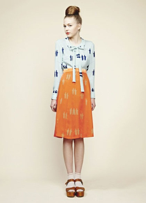 Bạn có thể mix cả cây cùng một loại họa tiết thế này... ... hoặc ấn tượng hơn là 2 item có họa tiết giống nhau nhưng khác màu.