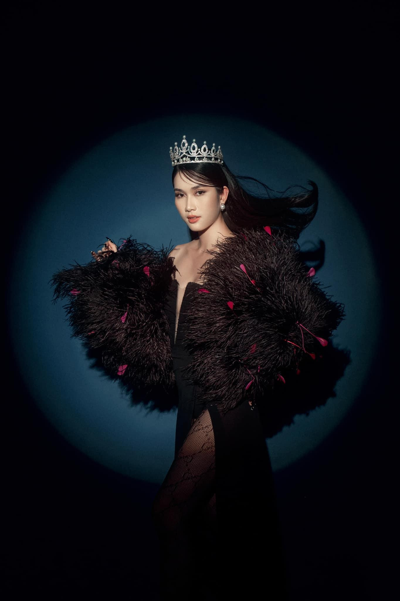 Đây là bộ ảnh đánh dấu kỉ niệm 1 năm đăng quang ngôi vị Á hậu 1 cuộc thi Hoa hậu Việt Nam 2020 của người đẹp Phạm Ngọc Phương Anh.