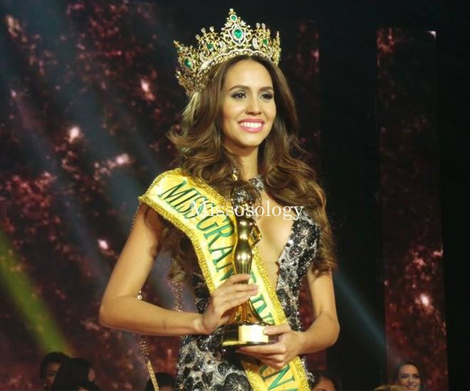 Người đẹp Daryanne Lees Garcia giành vương miện Miss Grand International 2014. Đêm chung kết cuộc thi diễn ra tối 7/10 tại Bangkok, Thái Lan. Daryanne Lees Garcia sinh năm 1986, sở hữu chiều cao 1,71m và từng tốt nghiệp đại học ngành quản trị kinh doanh. Người đẹp 27 tuổi mang trong mình dòng máu Cuba, nhưng thực tế cô sinh ra và lớn lên tại Puerto Rico. Sau đó, gia đình Daryanne chuyển sang Florida, Mỹ sinh sống.