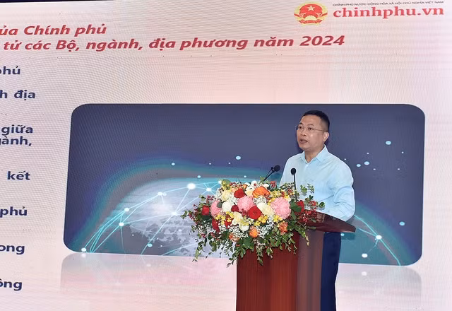 Ông Nguyễn Hồng Sâm, Tổng Giám đốc Cổng Thông tin điện tử Chính phủ phát biểu tại hội nghị.