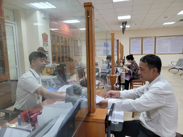 Theo UBND TP. Hà Nội, việc tính thu nhập tăng thêm theo phương án đề xuất sẽ giúp cán bộ, công chức, viên chức nỗ lực làm việc hơn.