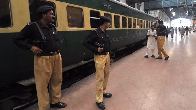 Lực lượng an ninh được tăng cường ngay sau khi vụ đánh bom xảy ra