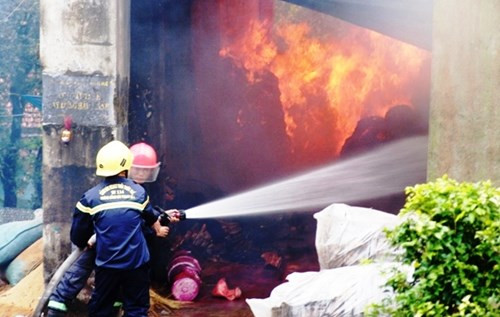 Bản tin 20H: Nga tung bằng chứng IS phá hủy thành cổ Palmyra ảnh 1