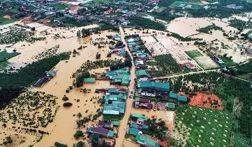 Cuộc chạy lũ của người dân Tây Nguyên ảnh 2