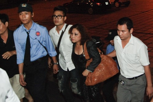 Sao Việt làm quá khi thuê vệ sĩ tiền hô hậu ủng? ảnh 9