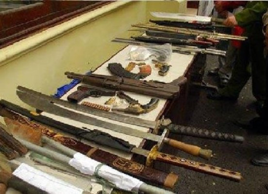 Phát hiện kho vũ khí khủng trong phòng trọ ở Bình Dương ảnh 1