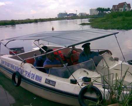 Tìm kiếm nạn nhân