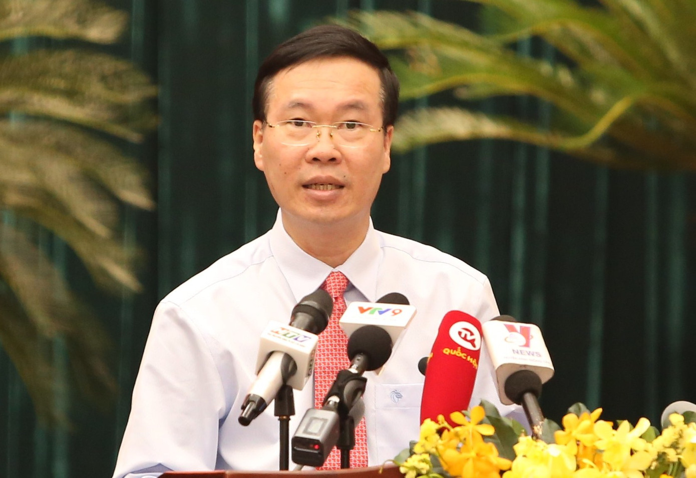 Ông Võ Văn Thưởng, Thường trực Ban Bí thư phát biểu chỉ đạo tại hội nghị. Ông Võ Văn Thưởng, Thường trực Ban Bí thư phát biểu chỉ đạo tại hội nghị.