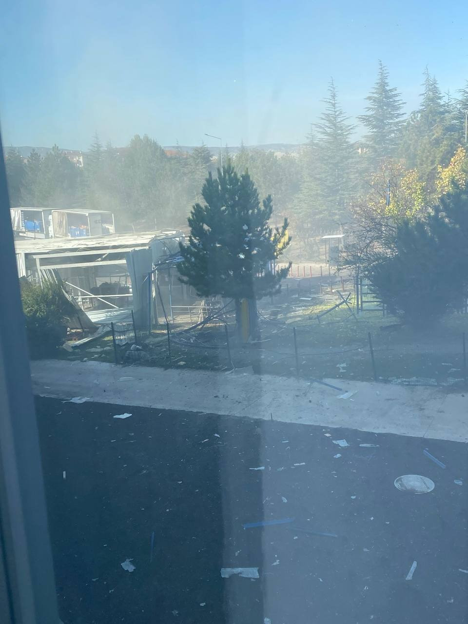 Các nhân chứng cho biết đã nghe thấy tiếng nổ lớn từ hiện trường. (Ảnh: X)