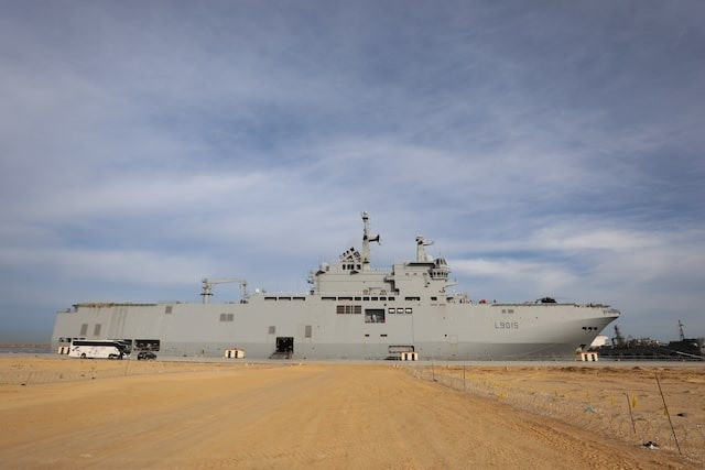 Tàu khu trục Dixmude. (Ảnh: Reuters)