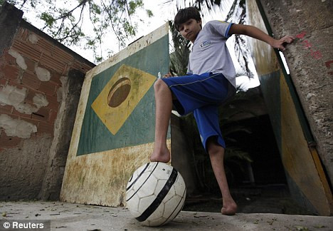 Gabriel Muniz nuôi mơ ước trở thành một cầu thủ nổi tiếng thế giới