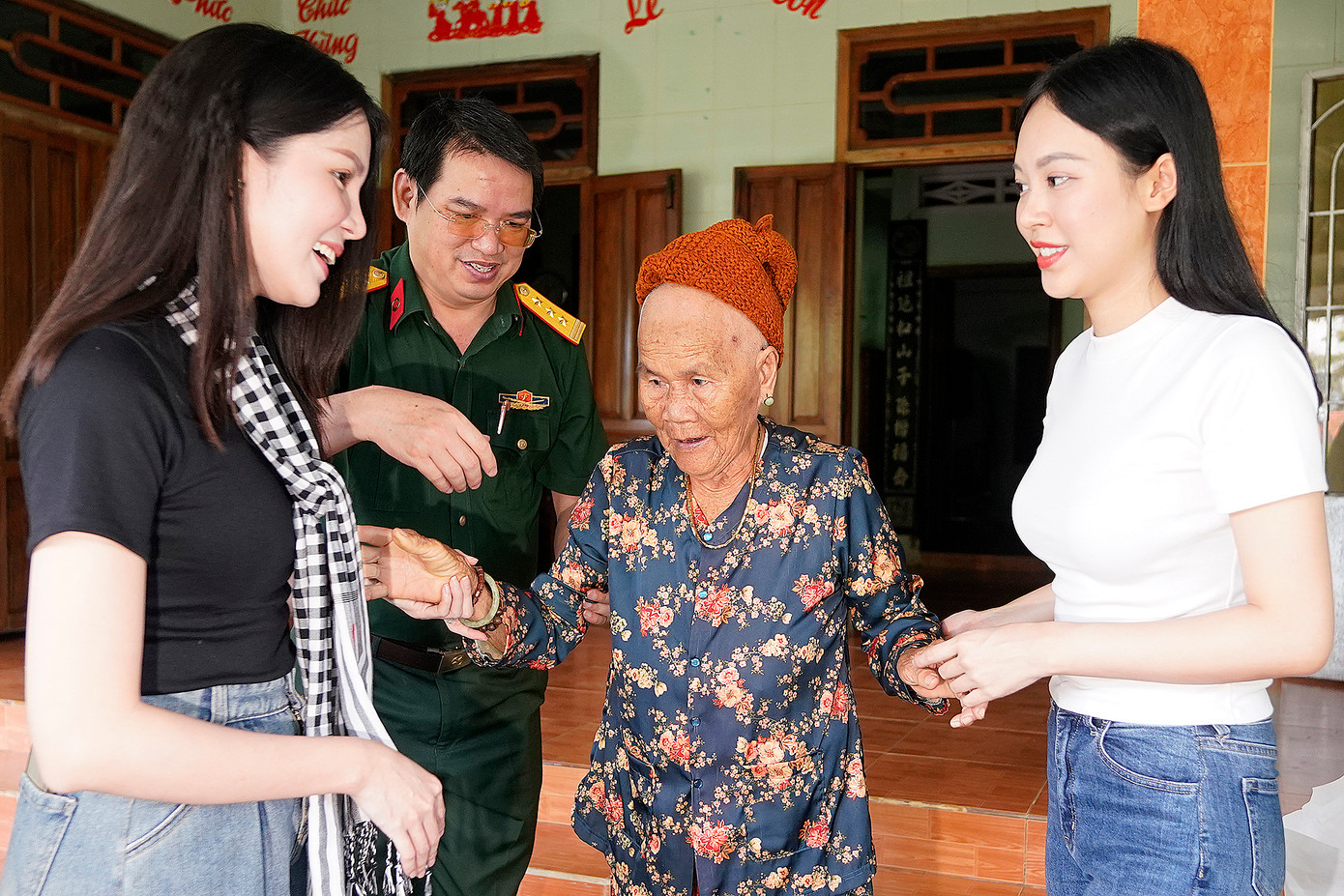 Tiền Phong Marathon không đơn thuần là một giải đấu thể thao, sân chơi cho những người đam mê điền kinh, Ban tổ chức, trong đó có báo Tiền Phong luôn đề cao các hoạt động xã hội thiện nguyện, lan tỏa văn hóa, du lịch góp phần phát triển kinh tế - xã hội ở địa phương đăng cai. Tiền Phong Marathon không đơn thuần là một giải đấu thể thao, sân chơi cho những người đam mê điền kinh, Ban tổ chức, trong đó có báo Tiền Phong luôn đề cao các hoạt động xã hội thiện nguyện, lan tỏa văn hóa, du lịch góp phần phát triển kinh tế - xã hội ở địa phương đăng cai.
