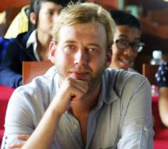 Những vẻ đẹp Tây nơi giảng đường Việt ảnh 5