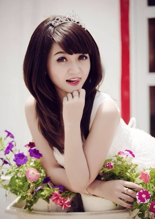 Những cô giáo nổi tiếng vì xinh như hot girl ảnh 8