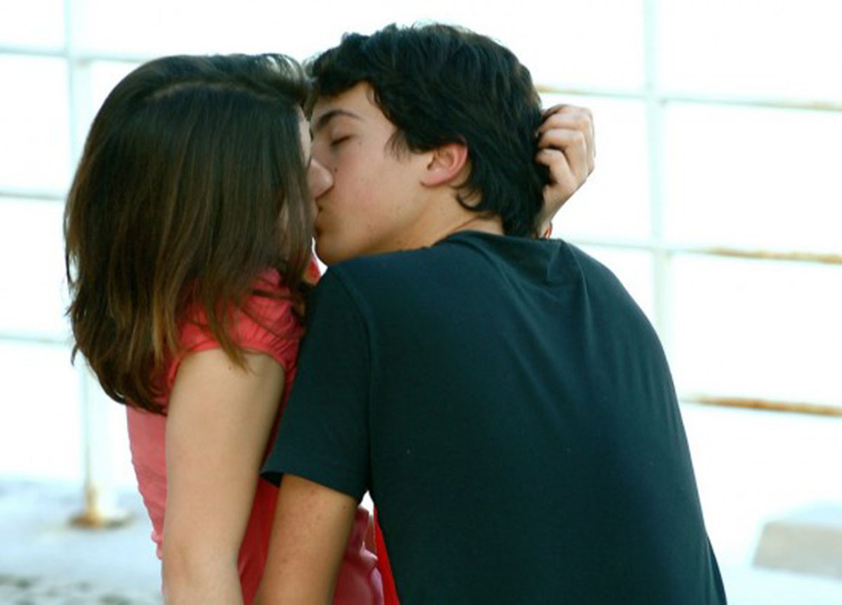 Bắt đầu từ những cử chỉ nhỏ.