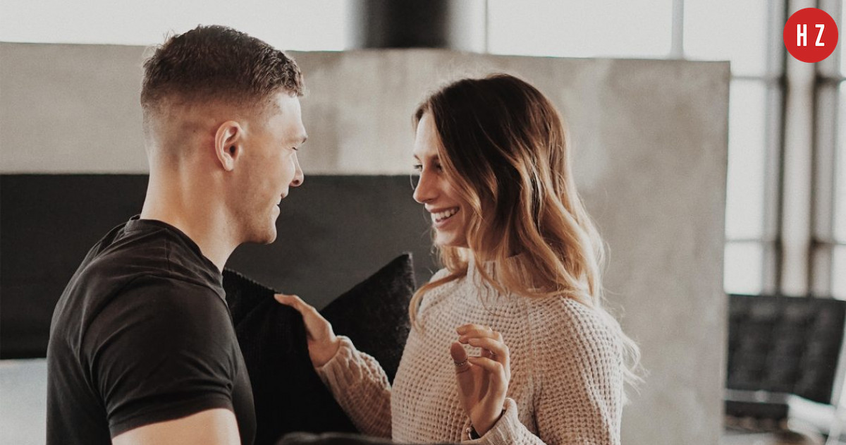 Từ tốn, nhẹ nhàng trò chuyện trong trường hợp không có hứng với gần gũi.