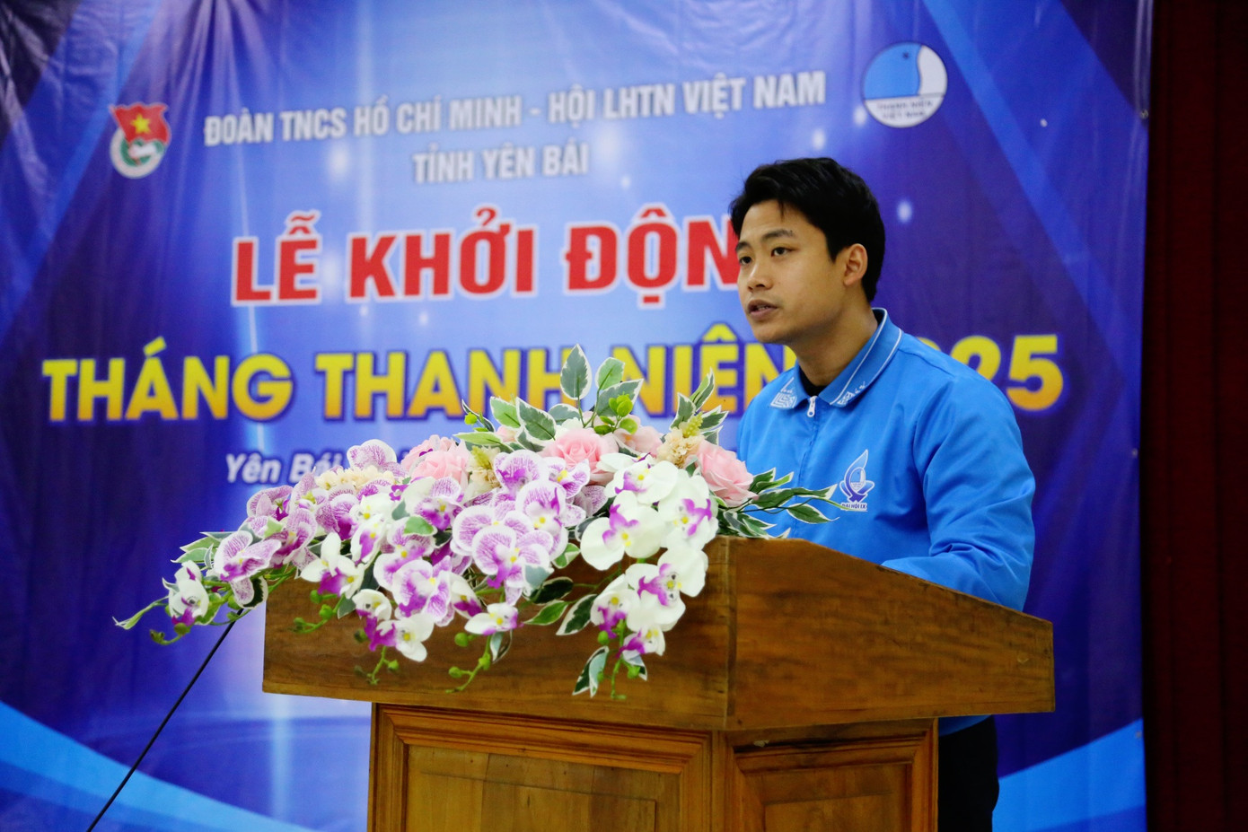 Anh Đồng Mạnh Linh - Phó Bí thư Tỉnh đoàn, Phó Chủ tịch Hội LHTN Việt Nam tỉnh Yên Bái phát biểu trong chương trình. Anh Đồng Mạnh Linh - Phó Bí thư Tỉnh đoàn, Phó Chủ tịch Hội LHTN Việt Nam tỉnh Yên Bái phát biểu trong chương trình.