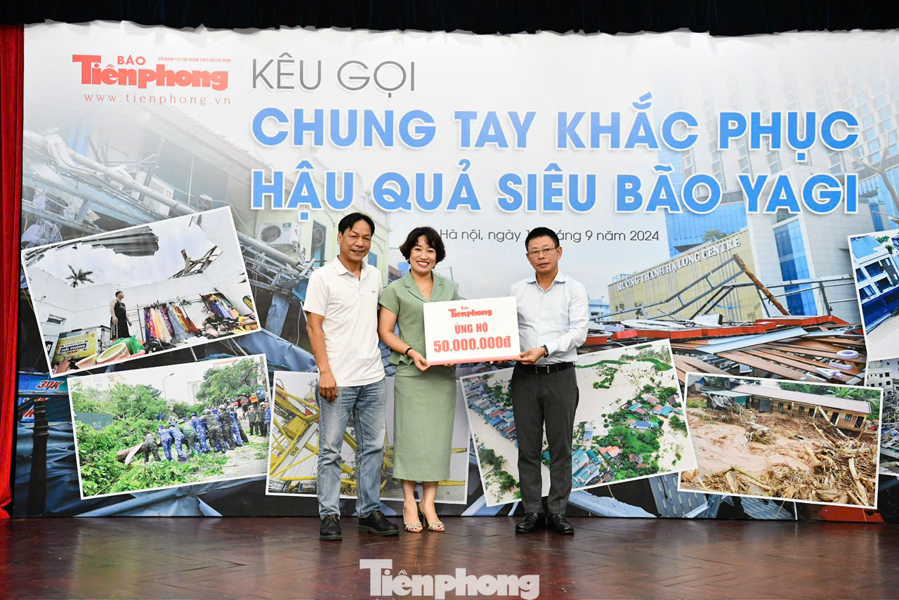 Báo Tiền Phong ủng hộ đồng bào bị thiệt hại do bão lũ 50 triệu đồng