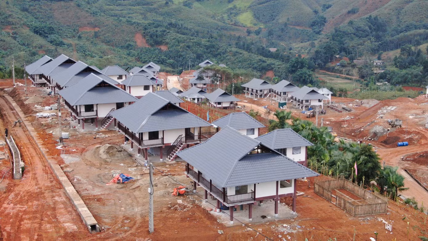 Chỉ còn ít ngày nữa, người dân Làng Nủ sẽ chuyển về nhà mới, ổn định cuộc sống.