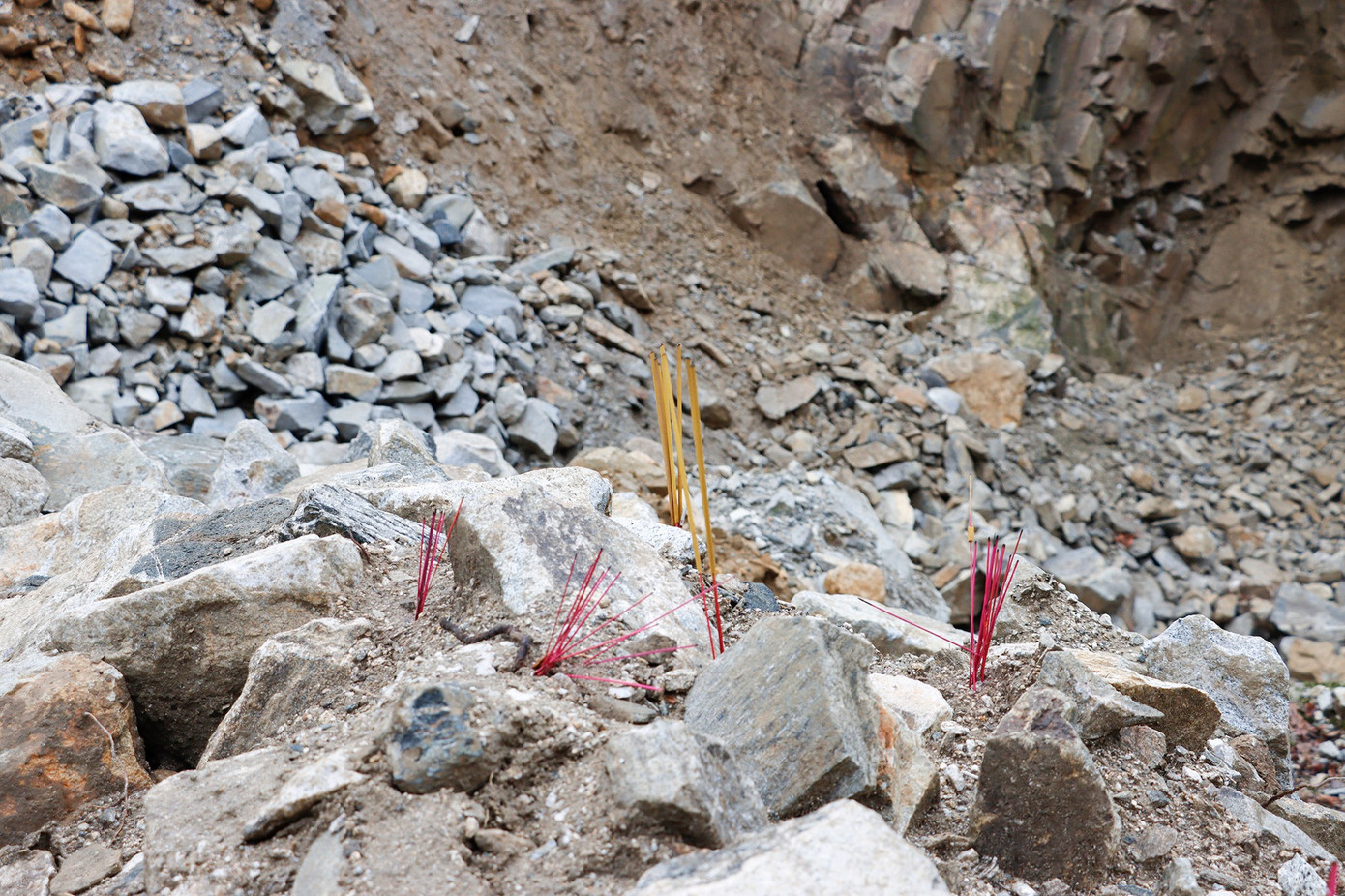 Hiện trường vụ sạt lở công trường thủy điện tại Lai Châu. Hiện trường vụ sạt lở công trường thủy điện tại Lai Châu.