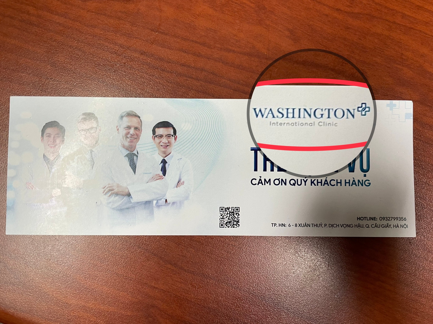 Tấm thẻ phóng viên nhận được sau khi thăm khám tại cơ sở 6-8 Xuân Thủy.