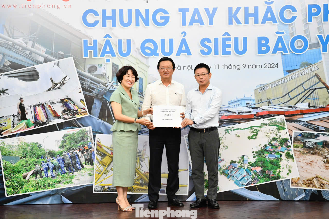 Ông Nguyễn Trọng Thanh, Chủ tịch Công ty cổ phần vật tư nông nghiệp Cần Thơ ủng hộ 50 triệu đồng.