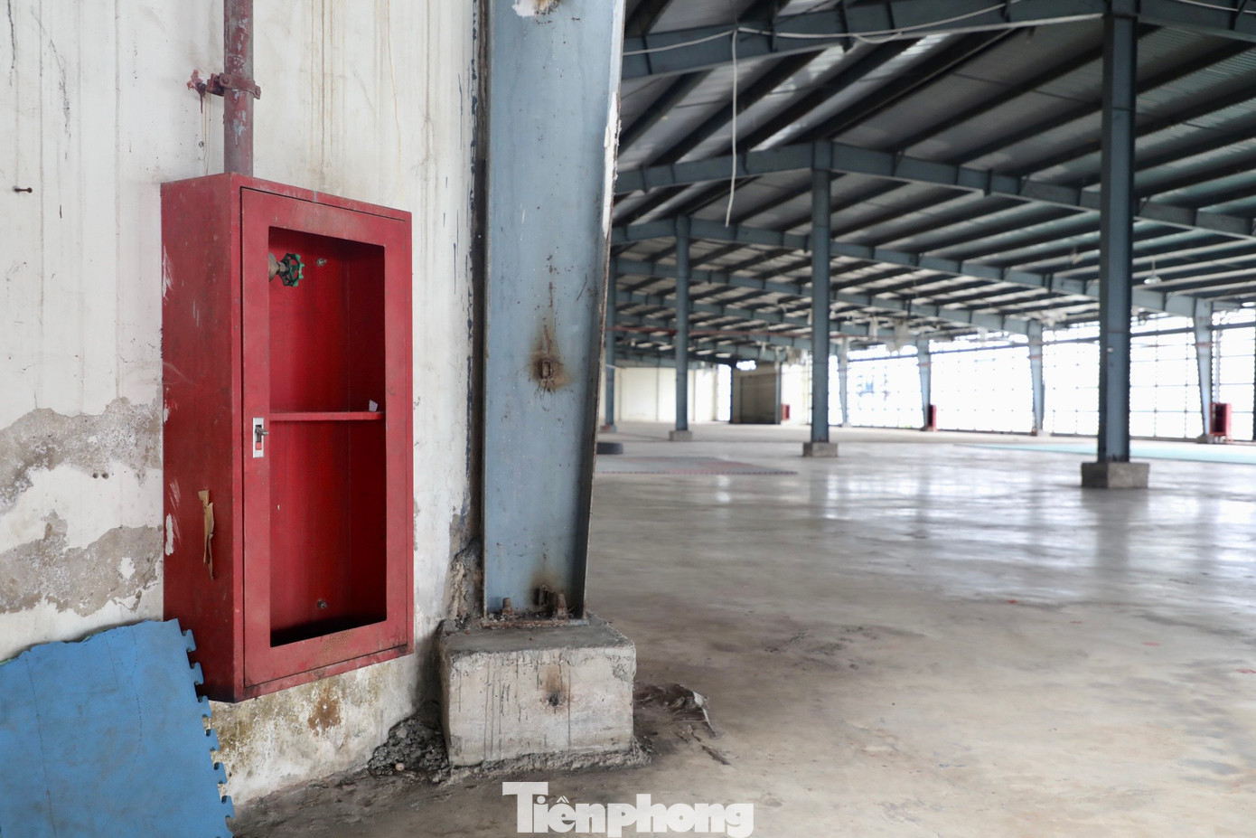 Bên cạnh đó, chợ Thái cũng có chỗ thiếu các thiết bị phòng cháy chữa cháy theo thiết kế.