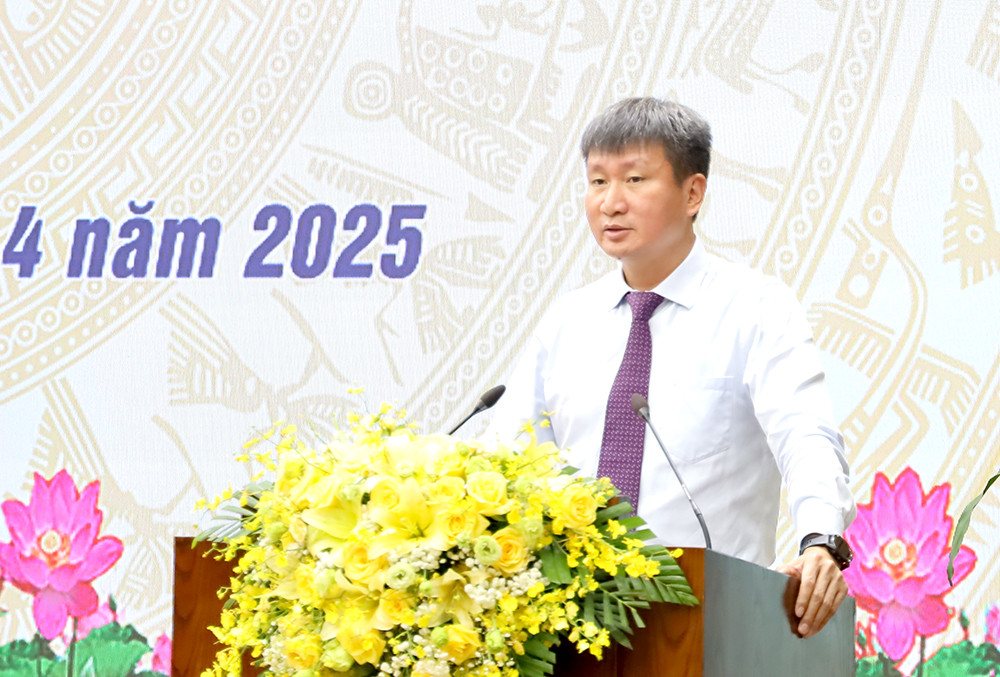 Bí thư Tỉnh ủy Yên Bái Trần Huy Tuấn phát biểu bế mạc Hội nghị. Ảnh: Tiến Lập - Nguyễn Hiên.