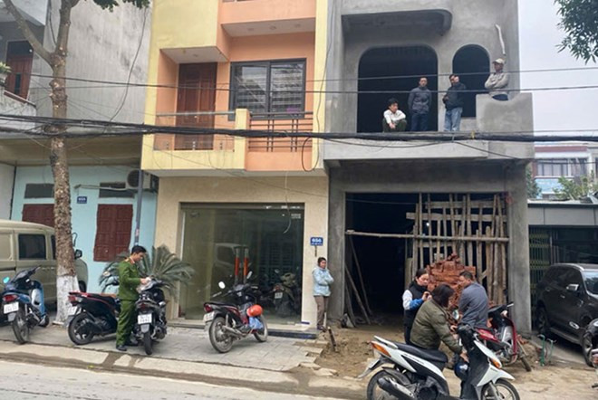 Ngôi nhà đang xây dựng phát hiện thi thể.