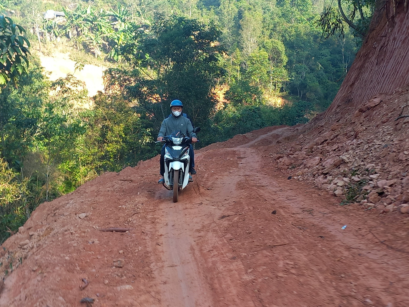 Đường dẫn vào bản.