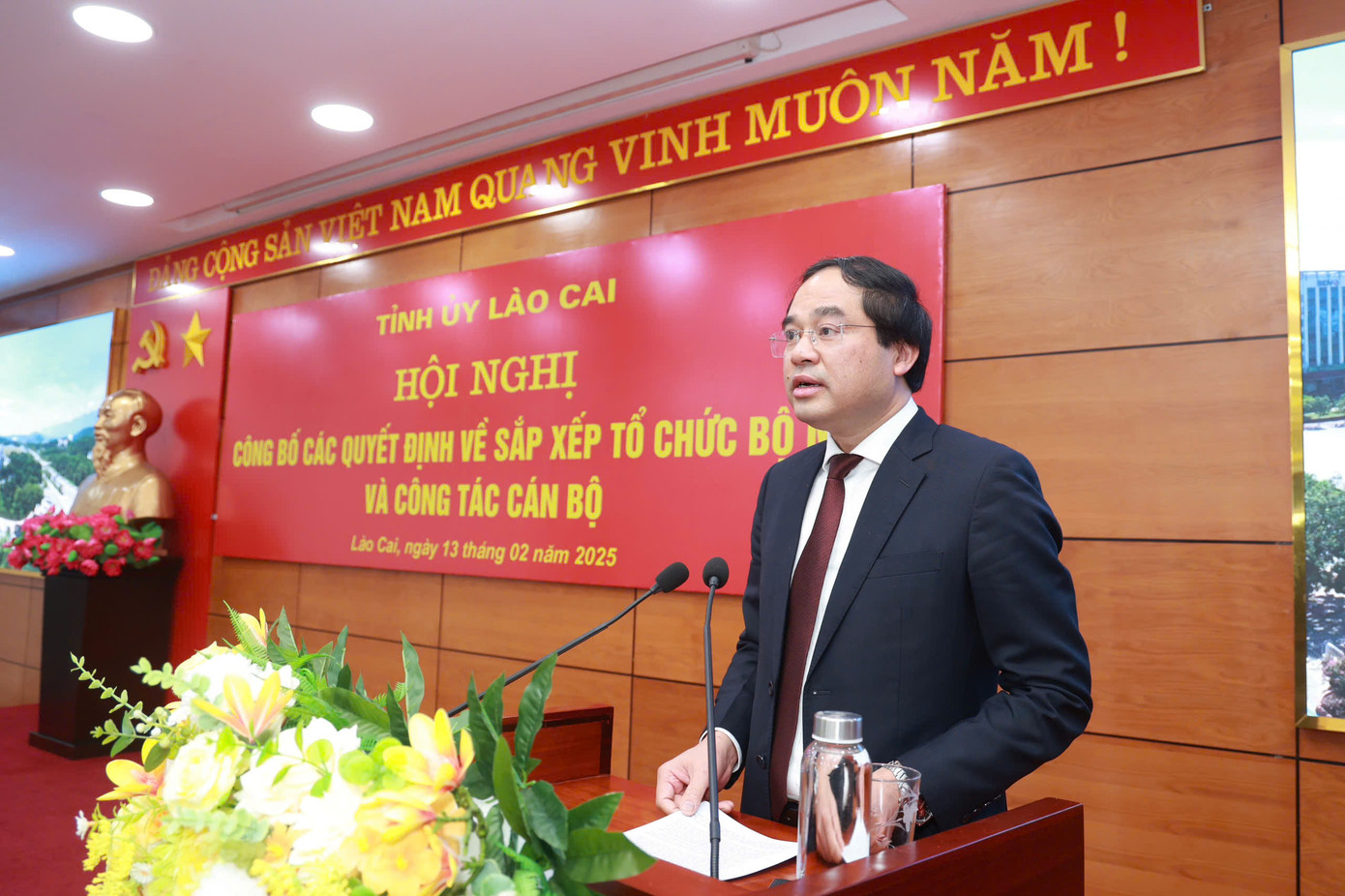 Bí thư Tỉnh ủy, Chủ tịch UBND tỉnh Lào Cai Trịnh Xuân Trường phát biểu tại Hội nghị. Ảnh: Phạm Bằng. Bí thư Tỉnh ủy, Chủ tịch UBND tỉnh Lào Cai Trịnh Xuân Trường phát biểu tại Hội nghị. Ảnh: Phạm Bằng.