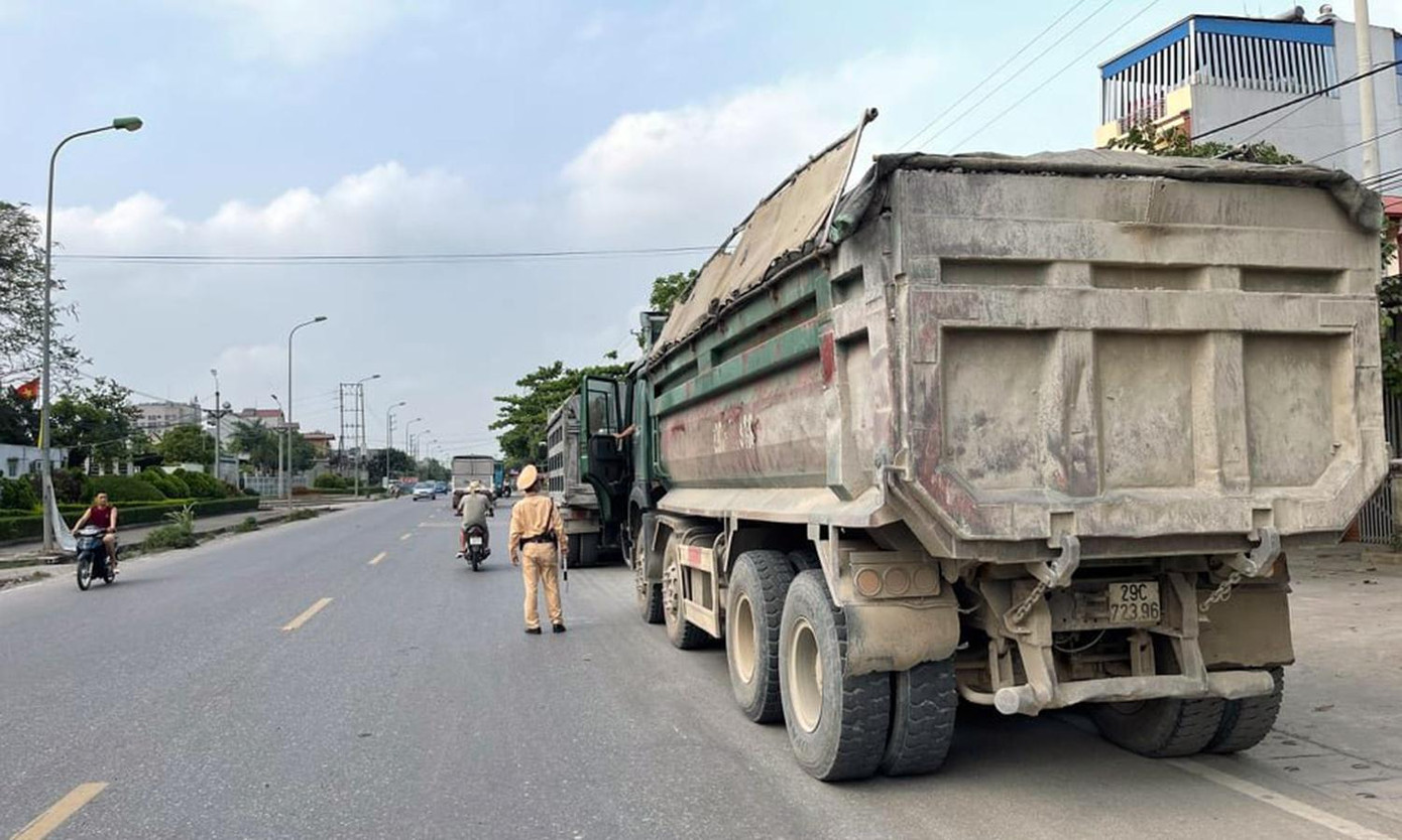 Các tài xế khi bị dừng xe thường bất hợp tác, bỏ đi nơi khác.