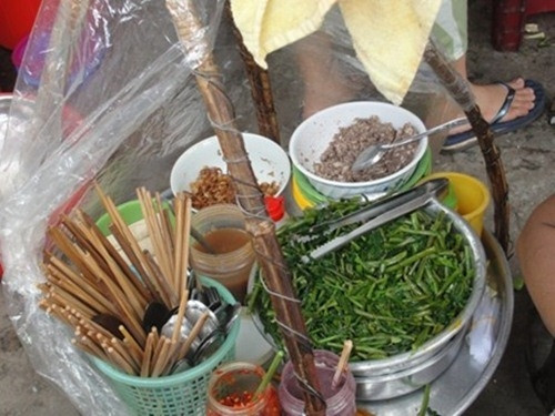 Riêu thật có màu đen đen