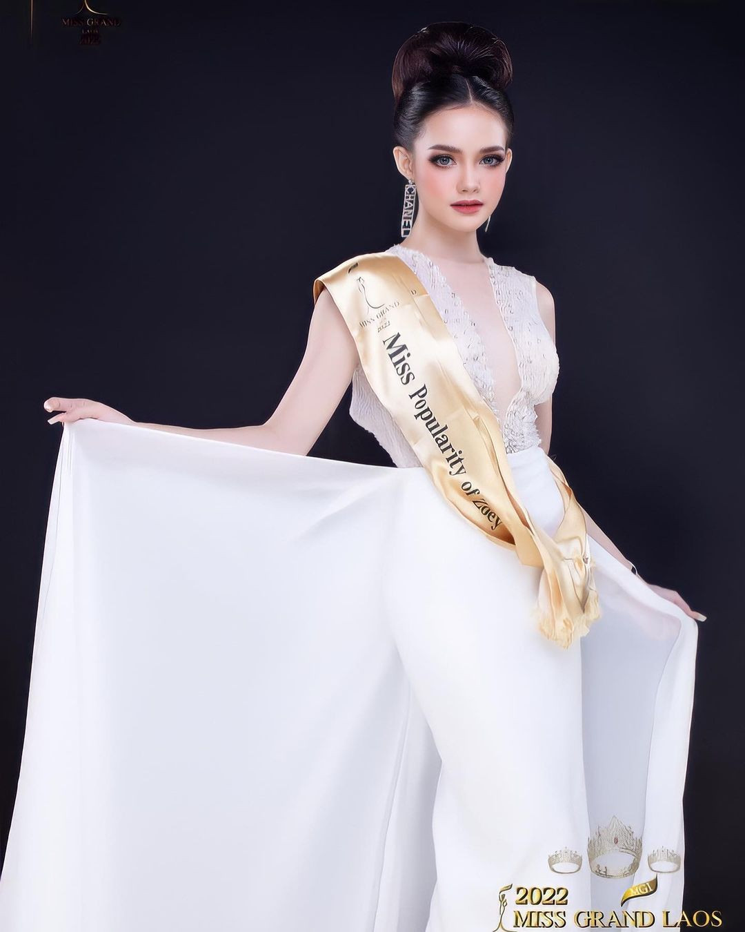 Cuộc thi Hoa hậu Hòa bình Lào bắt đầu được tổ chức từ năm 2017 để tìm kiếm đại diện tham dự Hoa hậu Hòa bình Quốc tế. Tuy nhiên, các người đẹp Lào vẫn có thành tích khiêm tốn ở sân chơi sắc đẹp này.