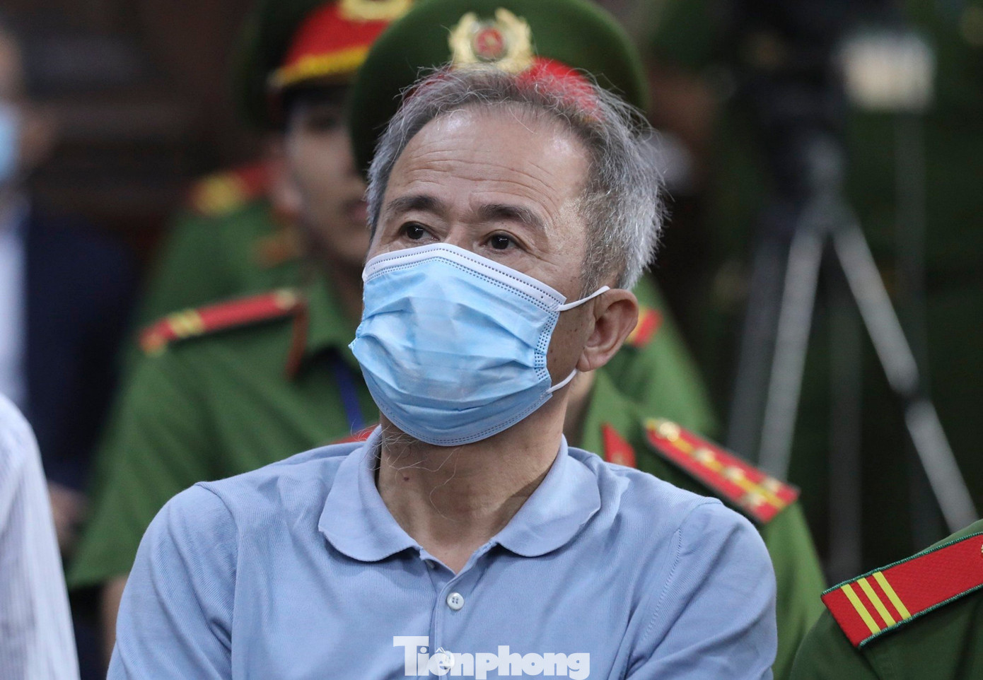 Bị cáo Nguyễn Văn Hưng - cựu phó Chánh Thanh tra NHNN tại phiên tòa. Ảnh: Duy Anh. Bị cáo Nguyễn Văn Hưng - cựu phó Chánh Thanh tra NHNN tại phiên tòa. Ảnh: Duy Anh.