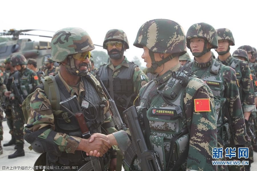 Chưa kể quan hệ Trung Quốc-Pakistan cực kỳ thân mật cũng làm Ấn Độ hết sức lo lắng