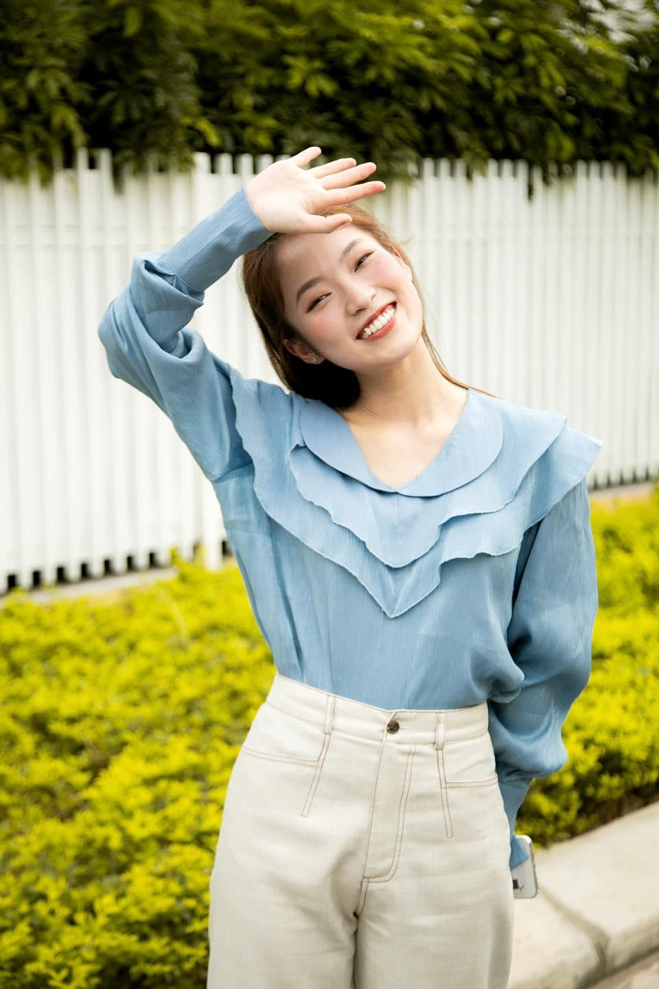 Phong cách thời trang của Khánh Vy luôn toát lên sự năng động, trẻ trung, cá tính.