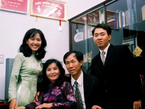 Gia đình luôn là chỗ dựa vững chắc cho nữ doanh nhân. Gia đình luôn là chỗ dựa vững chắc cho nữ doanh nhân