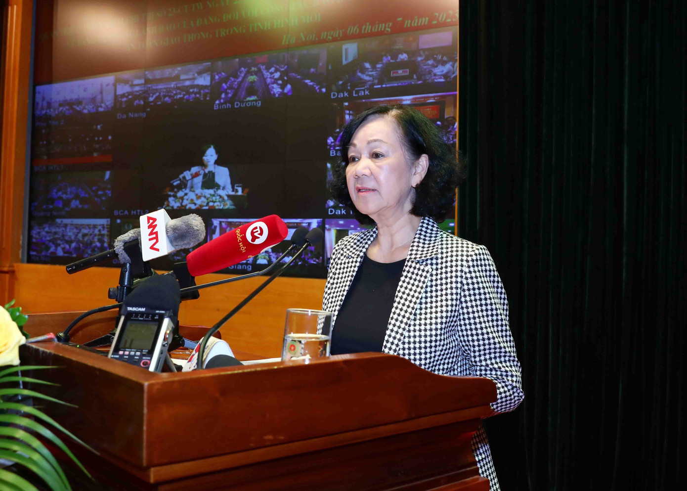 Bà Trương Thị Mai, Uỷ viên Bộ Chính trị, Thường trực Ban Bí thư, Trưởng Ban Tổ chức Trung ương. Bà Trương Thị Mai, Uỷ viên Bộ Chính trị, Thường trực Ban Bí thư, Trưởng Ban Tổ chức Trung ương.