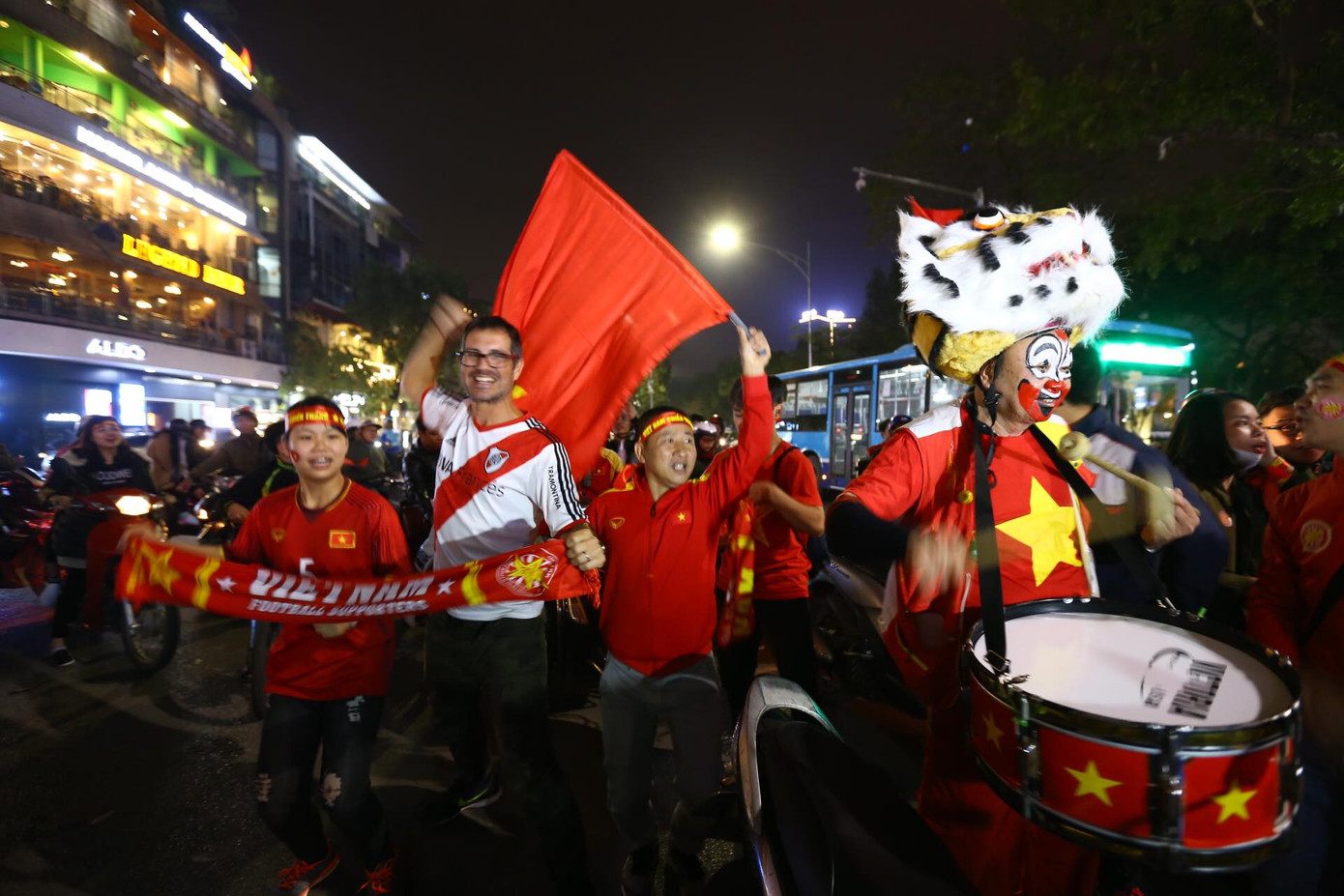 Chiến đấu quả cảm, Việt Nam vào tứ kết giải U23 châu Á ảnh 3