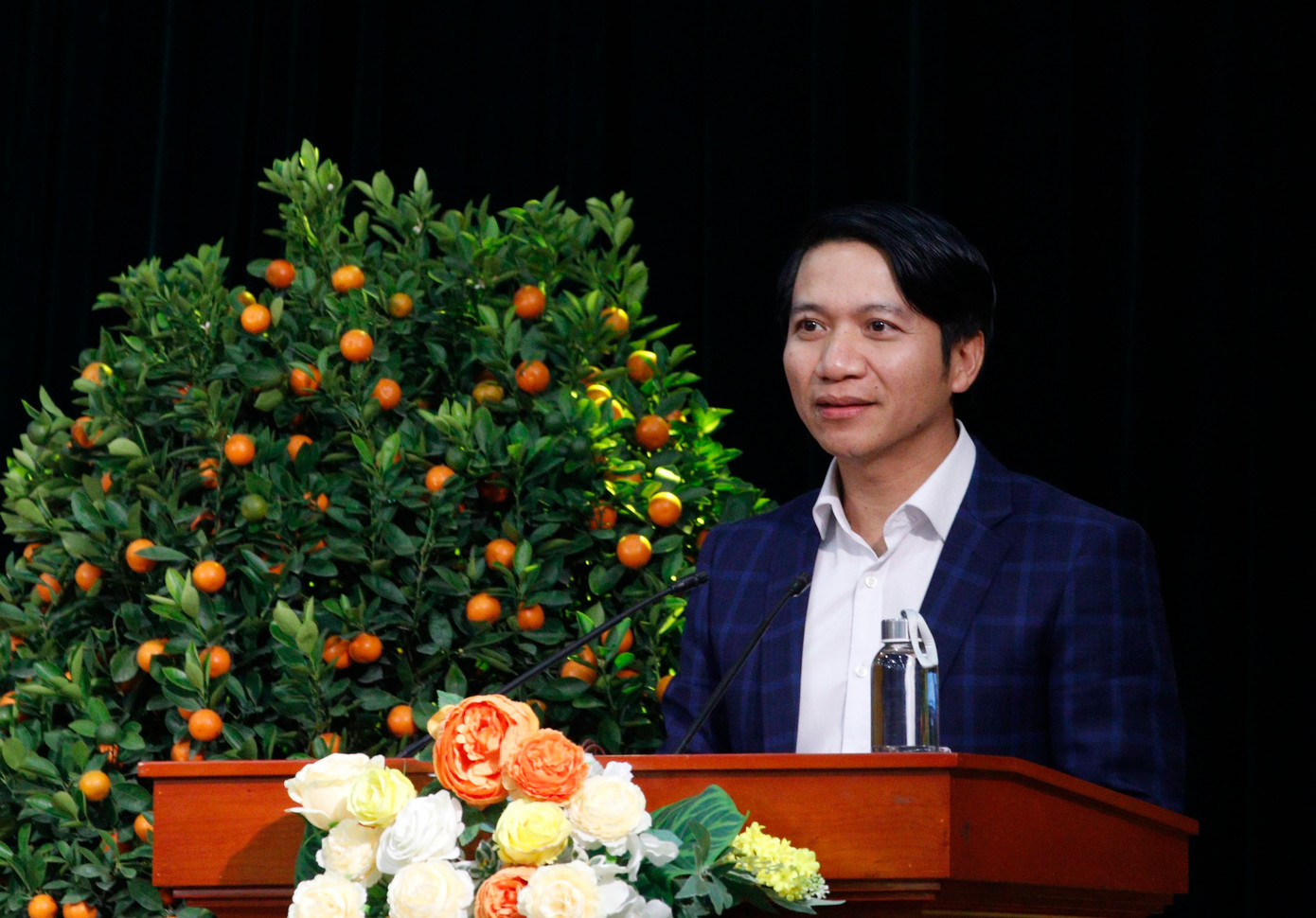 Anh Nguyễn Ngọc Lương phát biểu tại hội nghị. Ảnh: Trịnh Lý