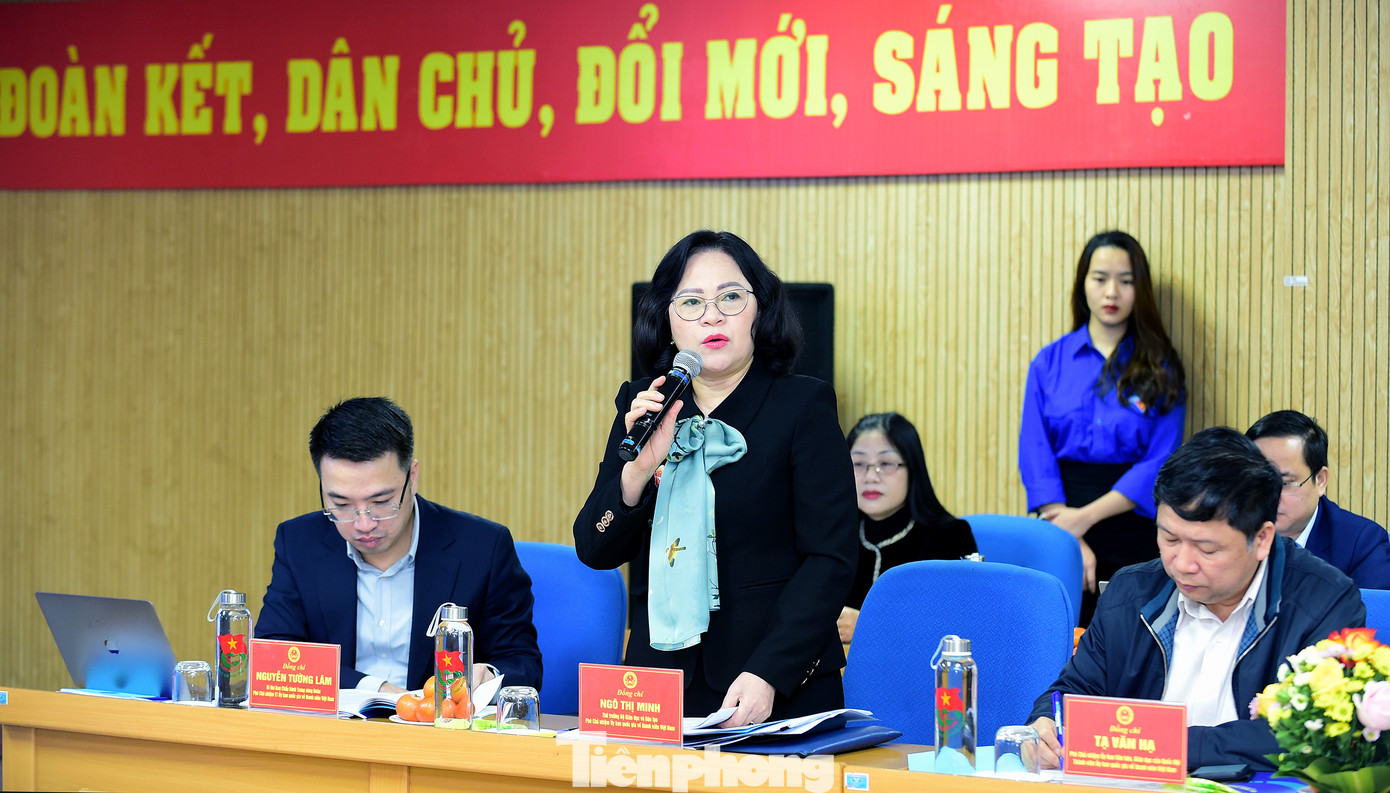 Bà Ngô Thị Minh phát biểu ý kiến tại hội nghị. Ảnh: Xuân Tùng Bà Ngô Thị Minh phát biểu ý kiến tại hội nghị. Ảnh: Xuân Tùng