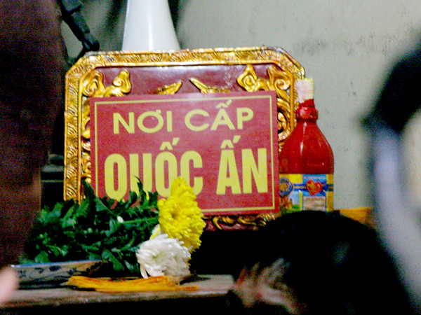 Khu vực đóng Ấn Đền Bảo Lộc.