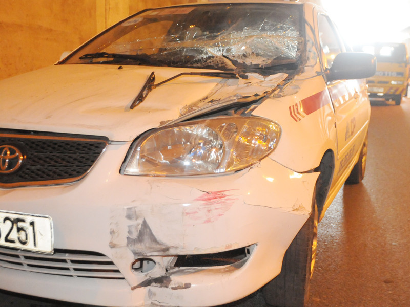 Chiếc xe taxi hư hỏng nặng