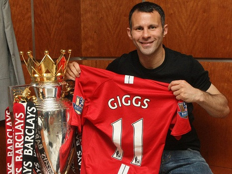 Giggs đã có hơn 2 thập kỷ trung thành với Quỷ đỏ thành Manchester