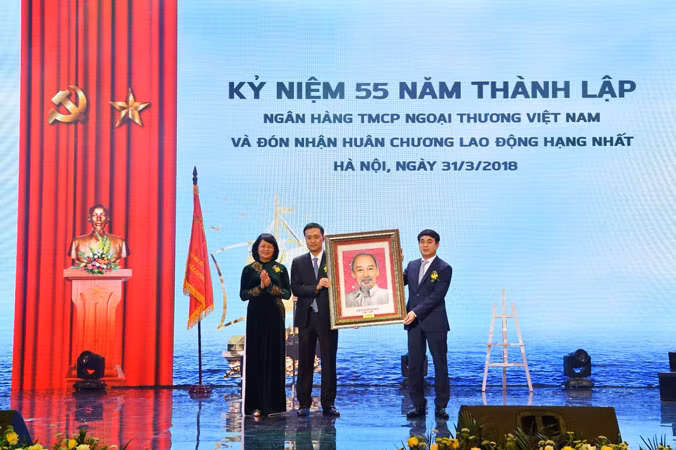 Vietcombank phải trở thành ngân hàng sức mạnh có tầm khu vực ảnh 3