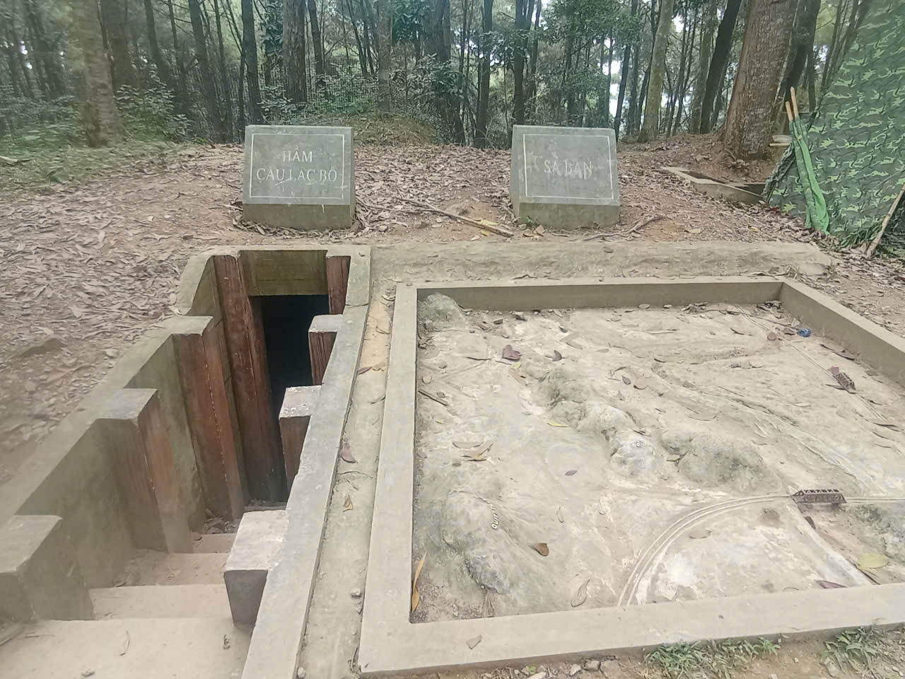 Tại trận địa Đồi C4 đã có 20 cán bộ, chiến sĩ hy sinh trong nhiệm vụ bảo vệ cầu Hàm Rồng và các mục tiêu khác. Nhiều tập thể và cá nhân chiến đấu bảo vệ khu vực cầu Hàm Rồng đã được nhà nước phong tặng danh hiệu Anh hùng Lực lượng vũ trang nhân dân. Trận địa Đồi C4 được xếp hạng và công nhận là di tích lịch sử cách mạng cấp quốc gia ngày 21/02/1975.